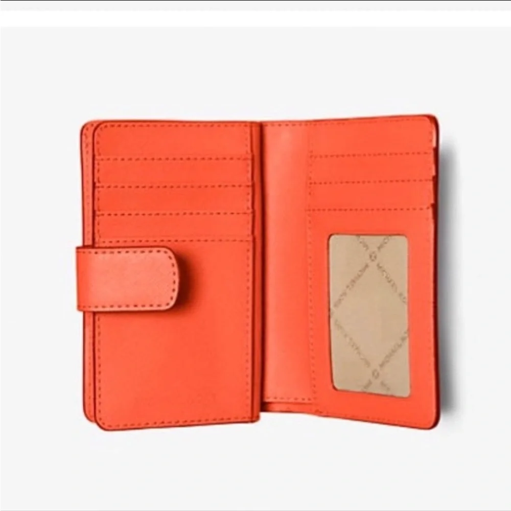 Michael Medium Crossgrain Leather Bifold Wallet Red Clay  NWT